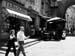 same people walking in black and white, Napoli, Italia 8bw